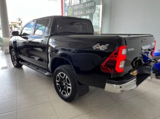 TOYOTA HILUX CD SRX LIMITED - 2022/2023 2.8 4X4 DIESEL AUTOMÁTICA - Image 5