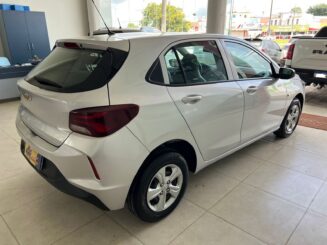 CHEVROLET ONIX HATCH - 2022/2023 - 1.0 FLEX MANUAL R$72.000,00 - Image 6