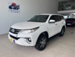 TOYOTA HILUX SW4 SRV - 2020/2020 - 4X2 2.7 FLEX CAMBIO AUTOMÁTICO R$195.900,00